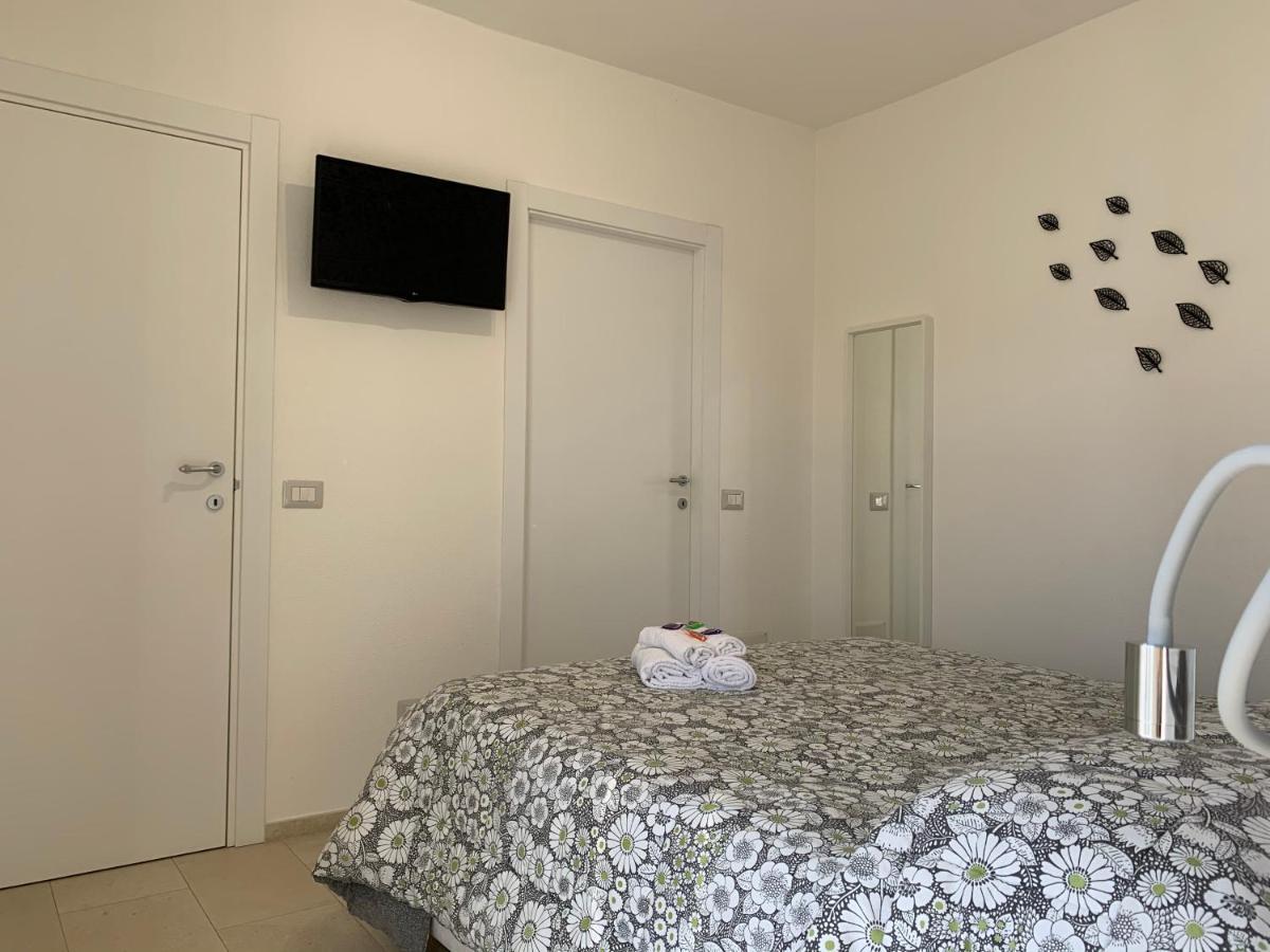 B&B Somiar San Teodoro  Exterior foto