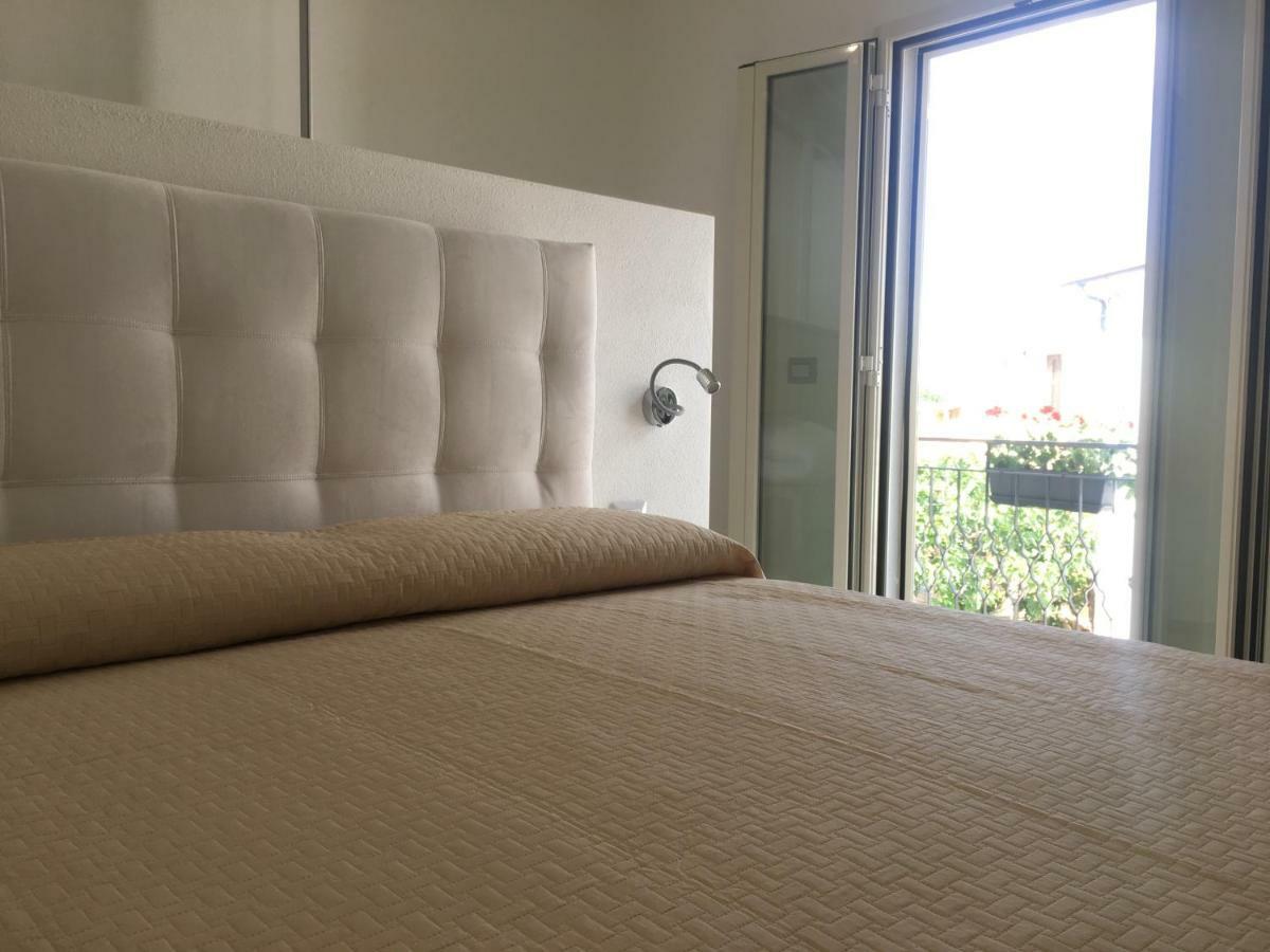 B&B Somiar San Teodoro  Exterior foto
